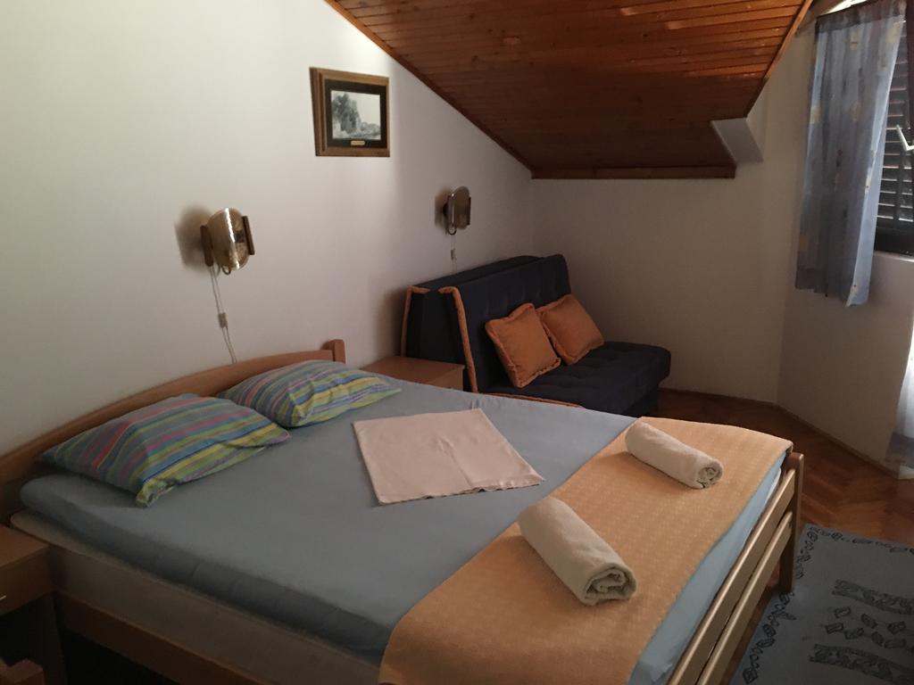 Apartments Upitnik Херцег Нови Екстериор снимка